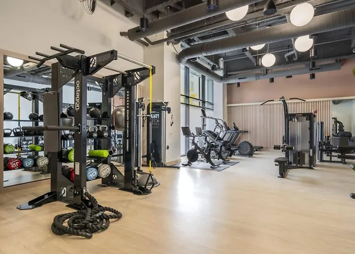 Apartment Lux King Bed Gym Free Parking *