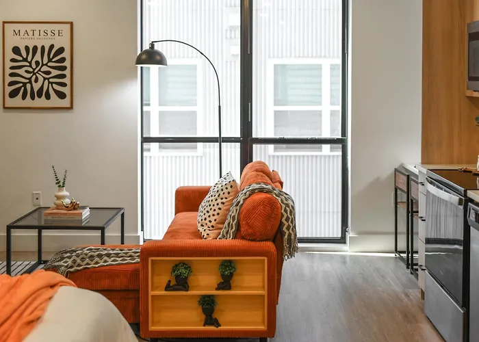 Apartment Lux King Bed Gym Free Parking Pittsburgh