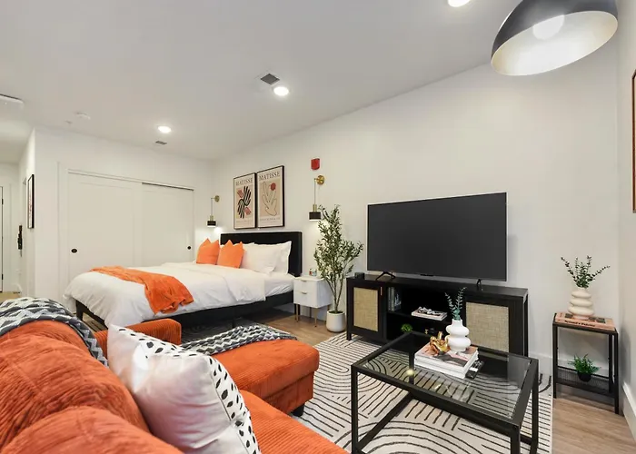 Lux King Bed Gym Free Parking Apartment Pittsburgh